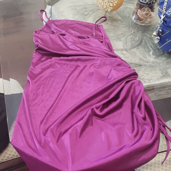 sateen Medium Sleeveless Spaghetti Strap Dress with Side Slit Midi Length - Picture 4 of 5